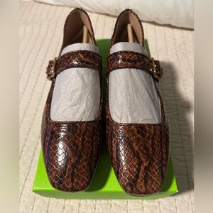 Sam Edelman Brown Snakeskin Flats